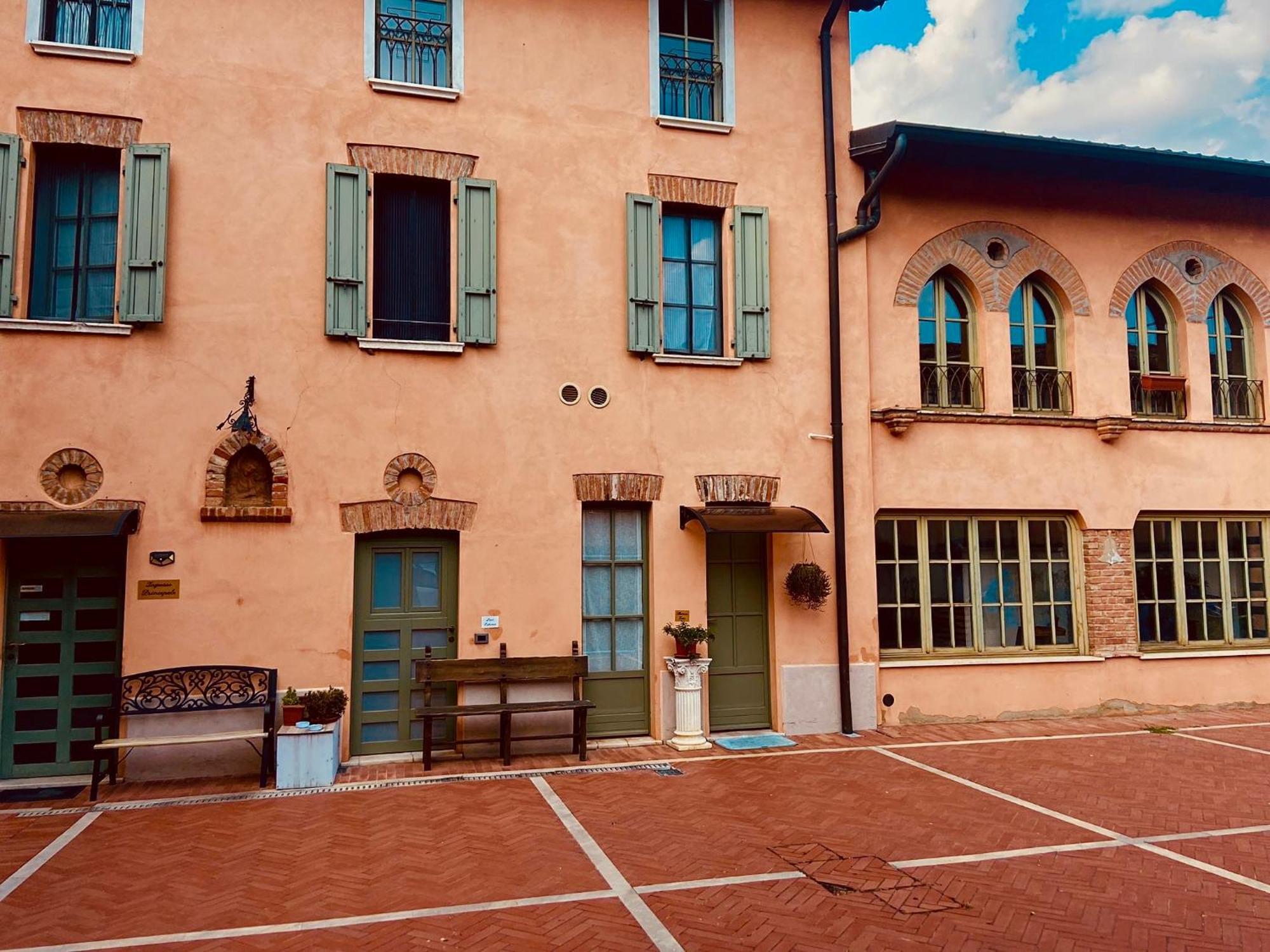 La Casina Hotel Dello Bagian luar foto